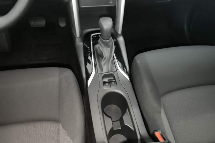 Used Toyota FRONTLANDER 2024 2.0L Smart Electric Hybrid Dual-Engine Leading Edition
