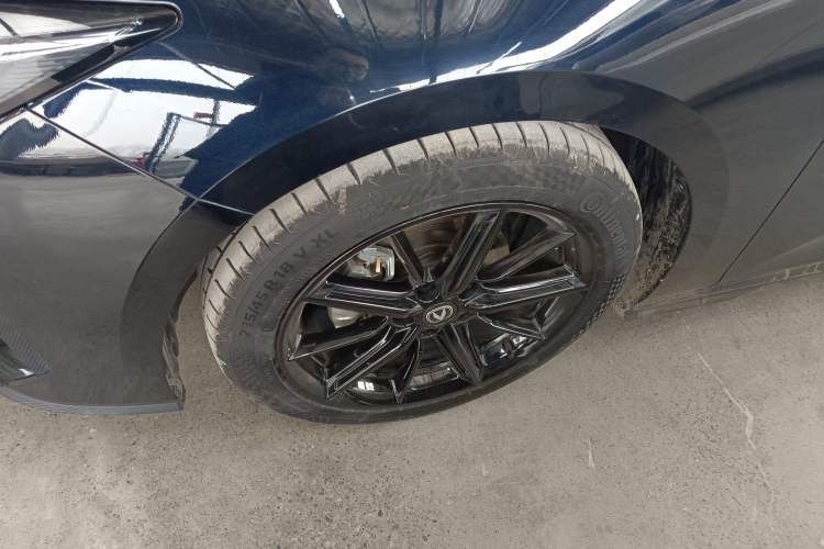 Used Changan UNI-V 2023 1.5T Prestige Model