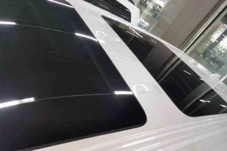 Used Buick Century 2023 2.0T Six-Seater Yinshi Edition
