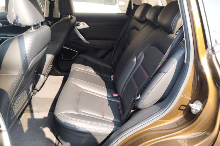 Used Geely Auto Emgrand X7 Sport 2016 1.8TD Automatic ZhiShang Model