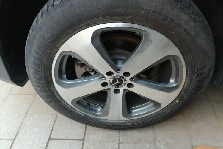 Used Mercedes-Benz GLC 2017 GLC 260 4MATIC Luxury Model