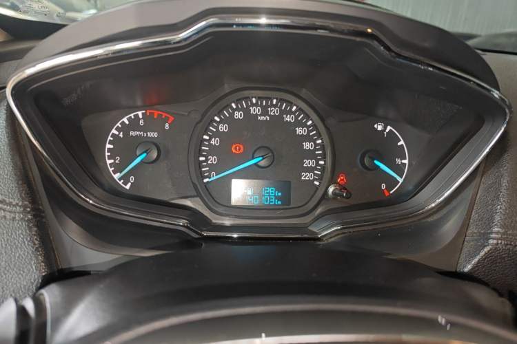 Used Ford Escort 2015 1.5L Automatic Fashion Model
