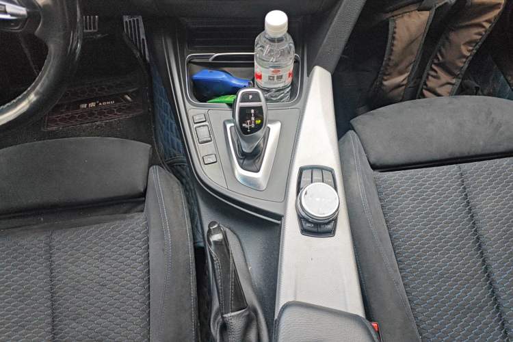 Used BMW 3 Series 2018 320i M Sport Package
