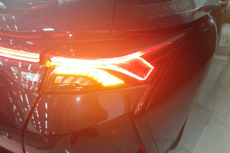 Used Dongfeng Aeolus Yixuan 2021 230T Automatic Hunter Edition
