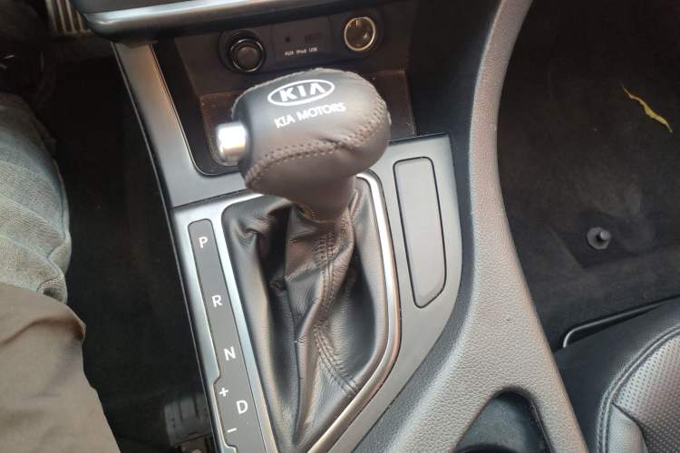 Used Kia K5 2015 2.0L Automatic GLS