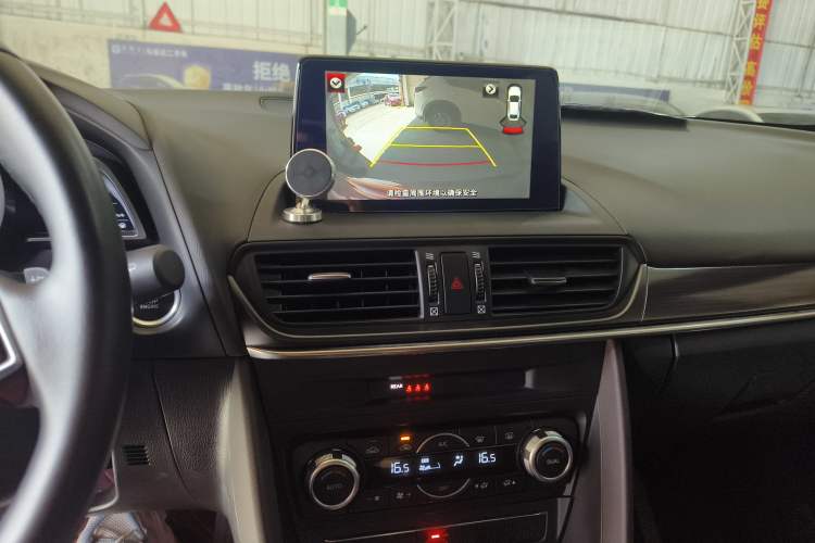 Used Mazda CX-4 2020 2.5L Automatic 2WD Sky-Drive Fun Edition
