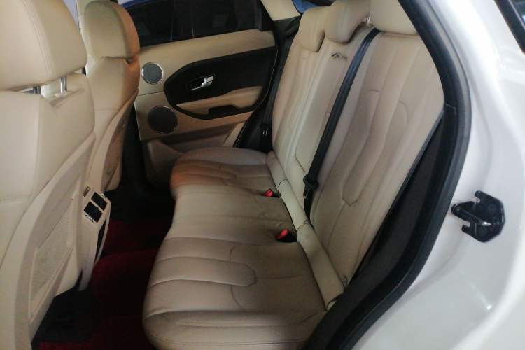 Used Land Rover Range Rover Evoque 2015 2.0T Five-Door Zhiyao Edition
