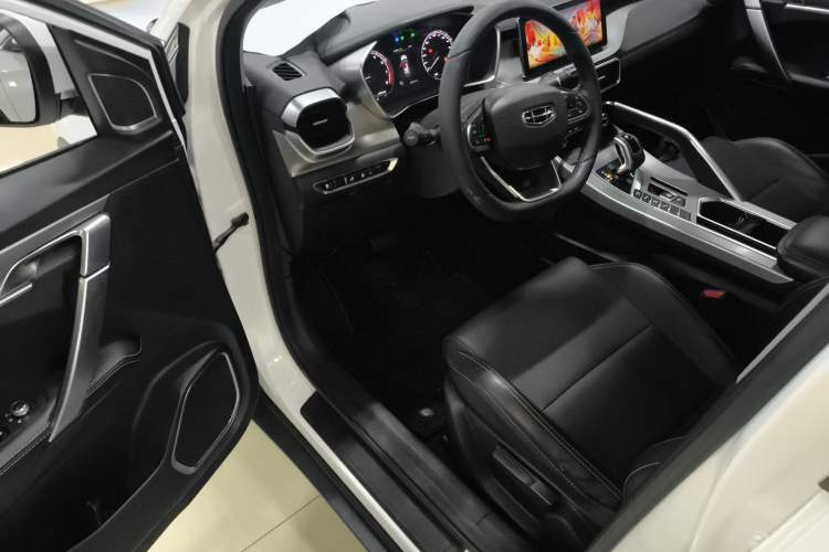 Used Geely Auto Coolray 2019 260T DCT Knight China VI Standard