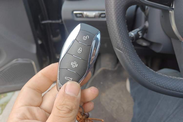 Used Hongqi HS3 2023 1.5T Two-Wheel Drive Shanwei Edition