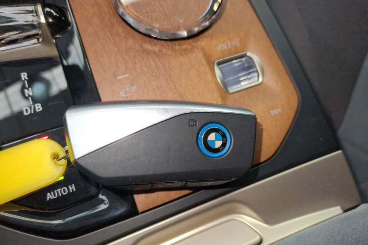 Used BMW iX 2022 xDrive40