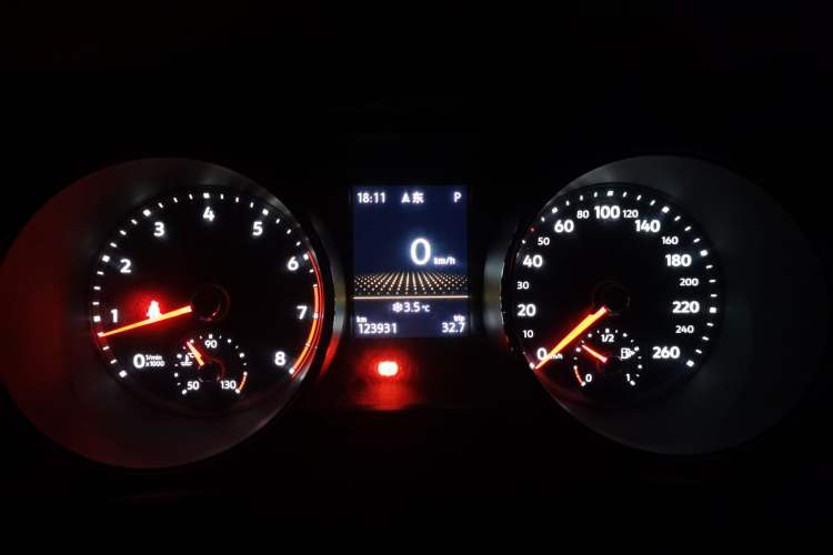 Used Volkswagen Tiguan L 2017 330TSI Automatic Two-Wheel Drive Luxury Edition