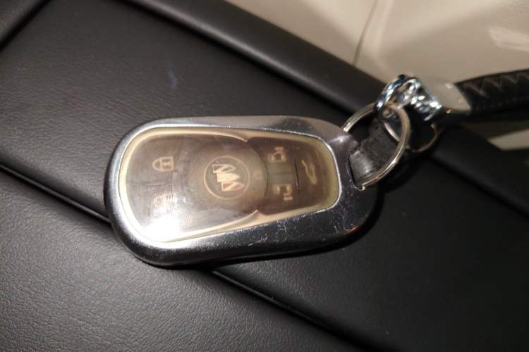 Used Buick GL8 2020 Avenir Avia Six-Seat Deluxe Edition
