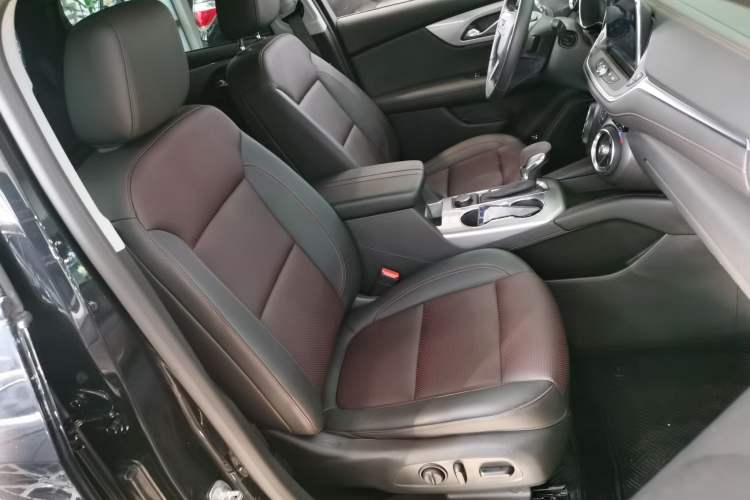 Used Chevrolet Blazer 2020 Redline 650T 7-Seater Ting Edition
