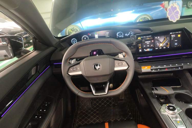 Used Changan UNI-V 2024 1.5T Prestige Sport Edition
