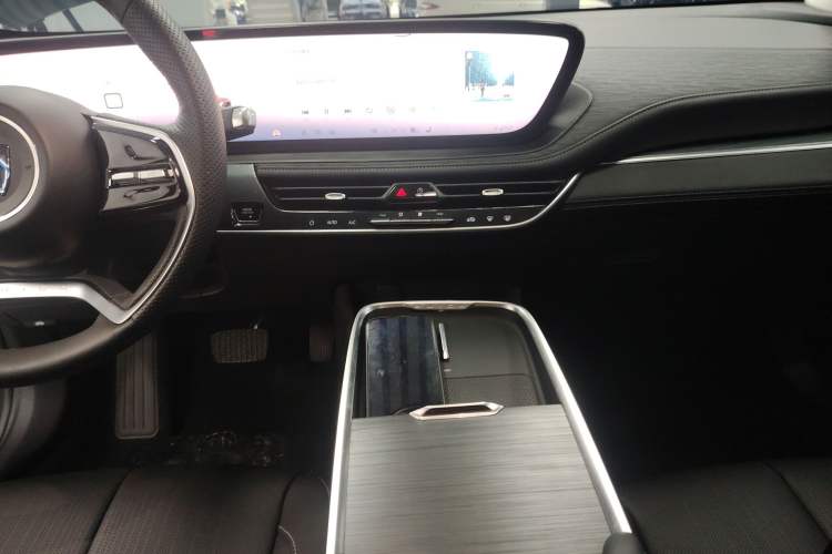 Used Buick LaCrosse 2023 28T Prestige Edition