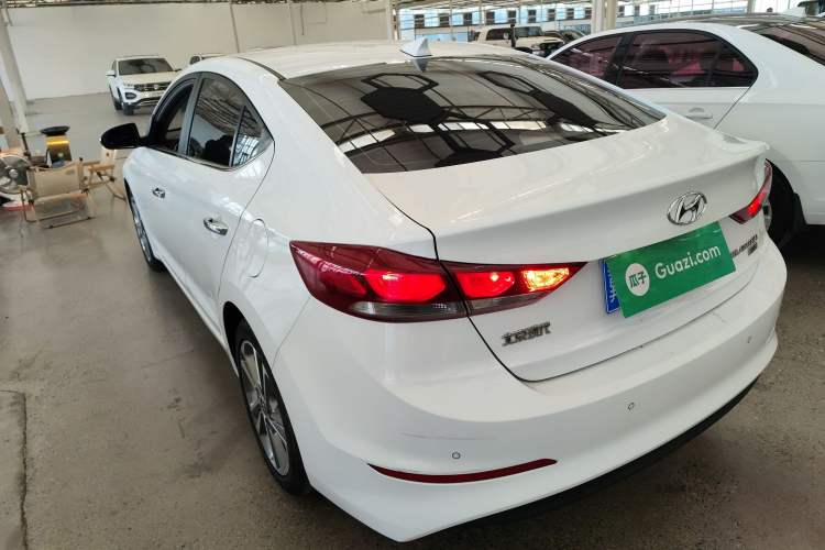 Used Hyundai Elantra 2016 1.6L Automatic ZhiXuan – Elite Version