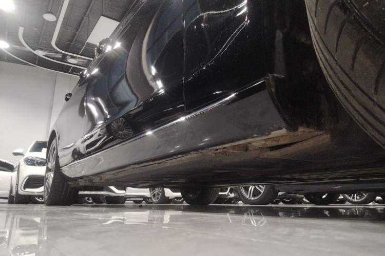 Used Mercedes-Benz E-Class 2018 Facelifted E 300 L Stylish Version
