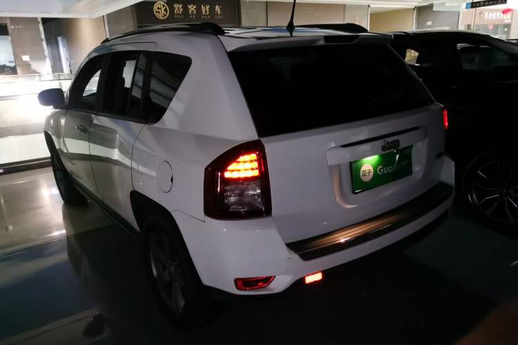 Used  Compass (Import) 2014 Revised Version 2.4L Four-Wheel Drive Comfort Edition
