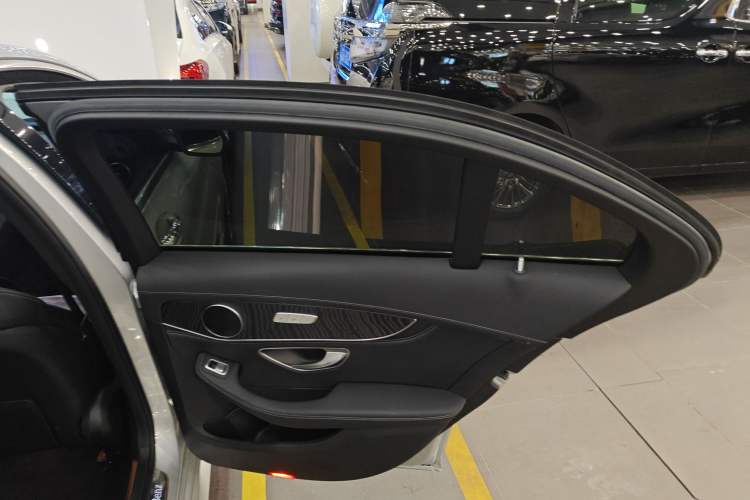 Used Mercedes-Benz C-Class 2017 C 200 L Sport Edition