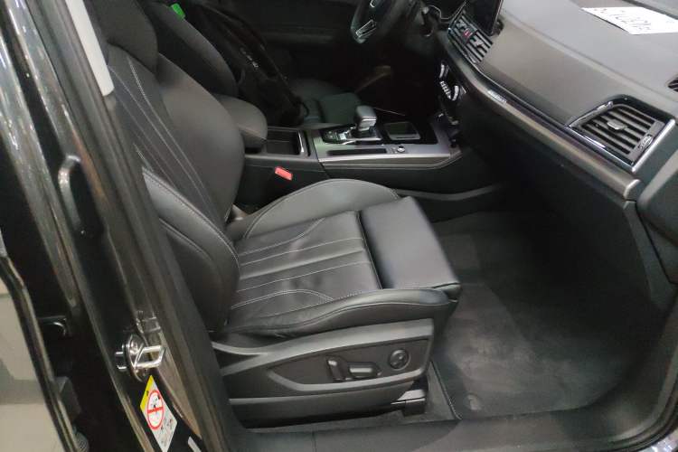 Used Audi Q5L 2022 45T Luxury Dynamic Model
