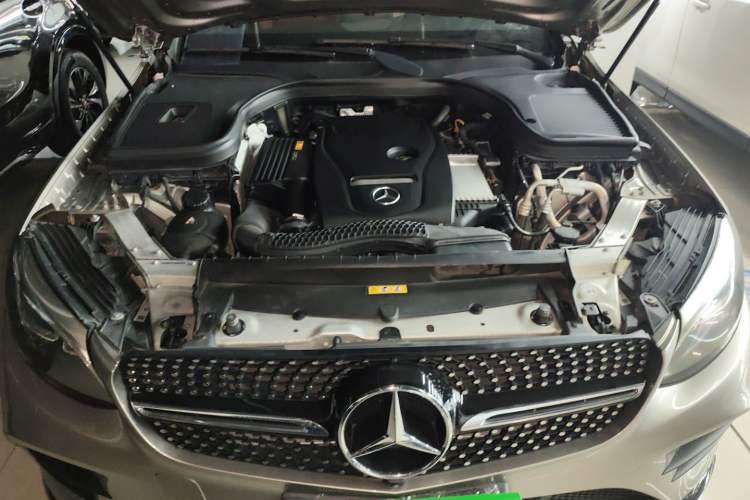 Used Mercedes-Benz GLC Coupe 2019 GLC 260 4MATIC Coupe SUV
