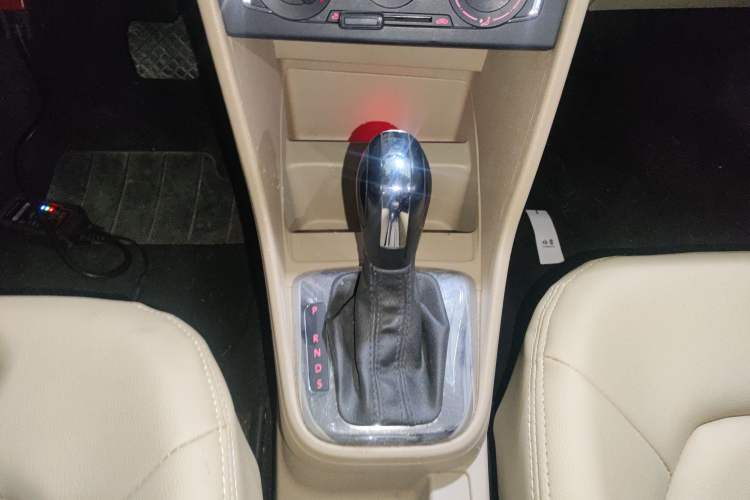 Used Volkswagen Jetta 2015 1.6L Automatic Comfort Model
