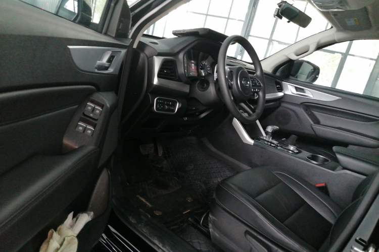 Used Great Wall Poer 2021 2.0T Commercial Version Automatic Diesel 4x4 Elite Long-Box GW4D20M
