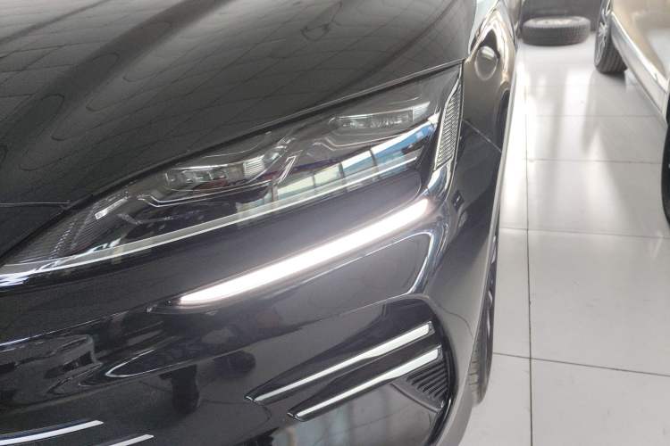 Used BYD Song PLUS New Energy 2025 DM-i 112KM Prestige Model
