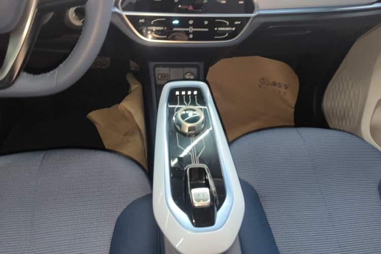 Used Oshan Benni E-Star 2022 Qingxin Edition Colorful Model Lithium Iron Phosphate
