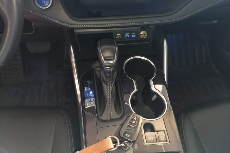 Used Toyota Crown Kluger 2021 2.5L HEV Four-Wheel Drive Premium Edition
