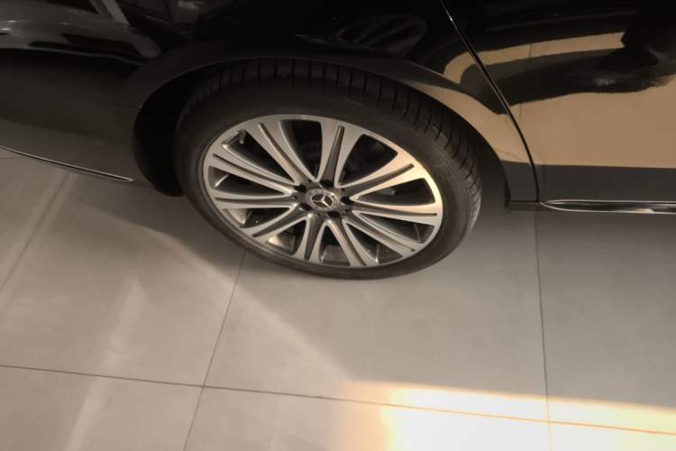 Used Mercedes-Benz E-Class 2019 E 350 L 4MATIC
