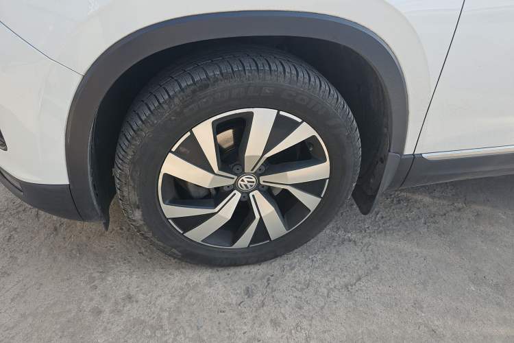 Used Volkswagen Tayron 2019 330TSI Two-Wheel Drive Luxury Model China VI Standard
