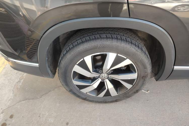 Used Volkswagen Tayron 2020 330TSI Two-Wheel Drive Luxury Smart Connectivity Version
