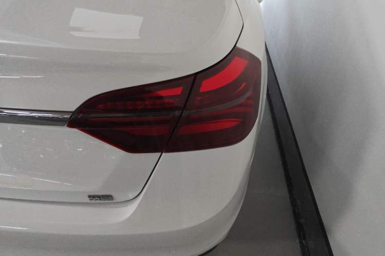 Used Geely Auto Emgrand 2019 Leading Edition 1.5L CVT Upward Asian Games Edition China VI