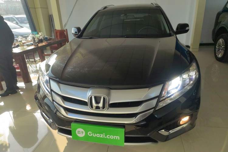 Used Honda Crosstour 2014 2.4L Luxury Edition
