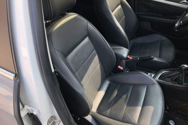 Used Volkswagen Gran Lavida 2015 1.6L Automatic Comfort Edition