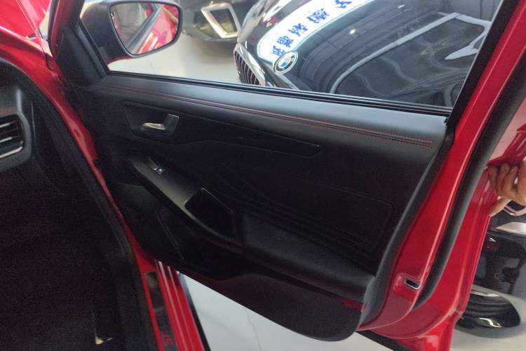 Used Ford Focus 2021 Hatchback EcoBoost 180 Automatic ST Line
