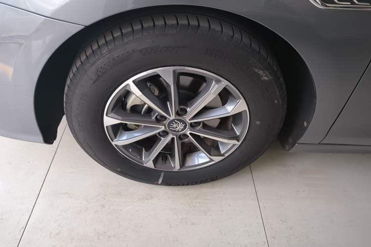 Used BYD Qin PLUS 2024 HONOR Edition DM-i 55KM Leading Model
