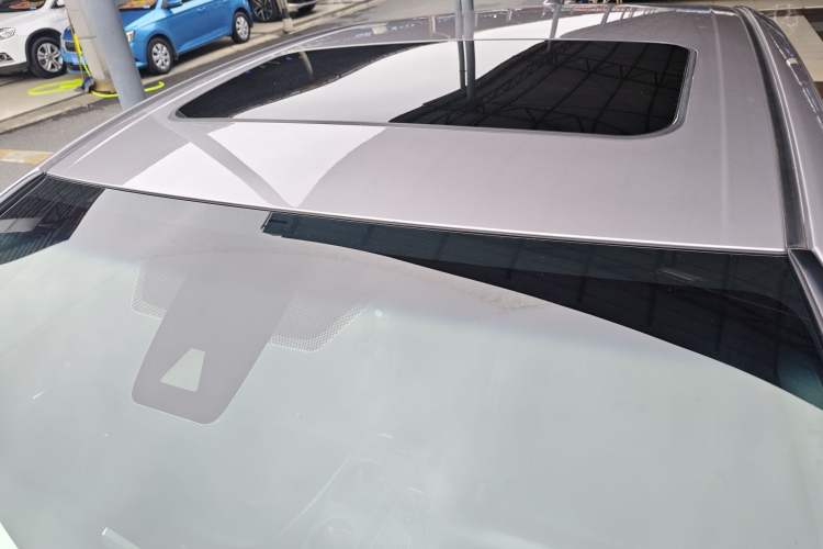 Used Toyota Avalon 2023 2.0L Premium Edition
