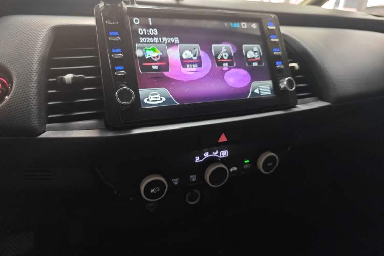 TDK.VehicleDetails.img