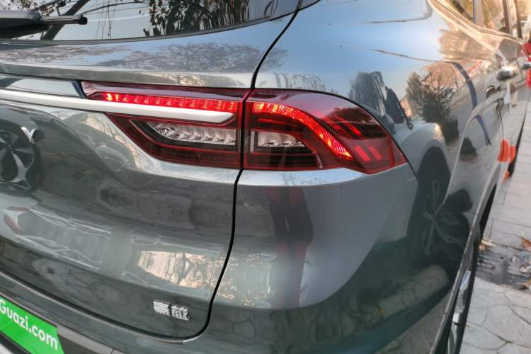 Used Geely Auto Haoyue 2022 1.8TD DCT Luxury 7-Seater
