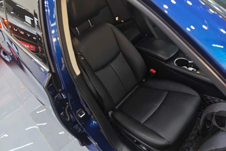 Used Infiniti Q50L 2018 2.0T Comfort Edition China VI Standard