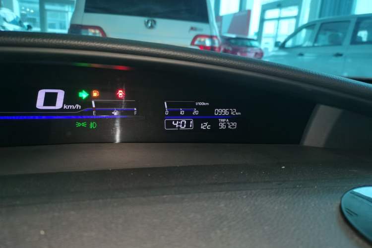 Used Honda Jade 2017 1.8L automatic Comfort version 5 seats