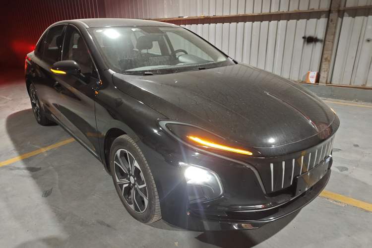Used Hongqi E-QM5 2023 Revised Version Basic Travel Edition
