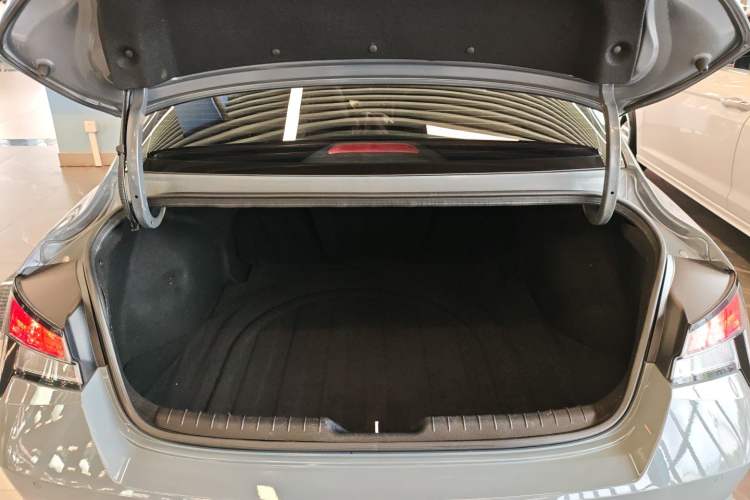 Used Hyundai Elantra 2021 1.5L CVT GLX Elite Edition
