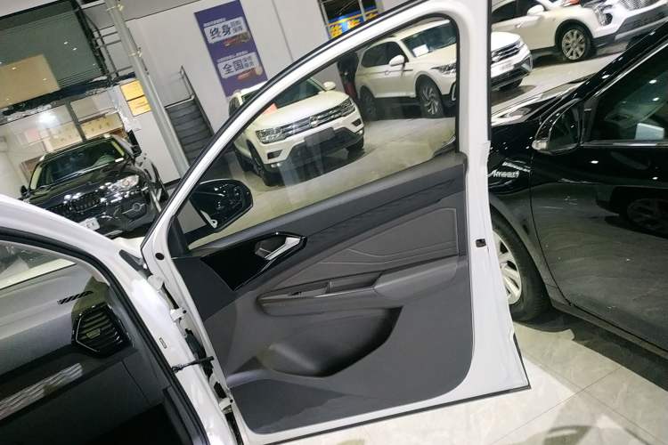 Used Jetta VS5 2019 280TSI Automatic Enjoyment Model
