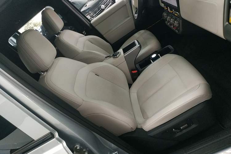 Used  V23 2025 401 Two-Wheel Drive Intelligent Driving Version