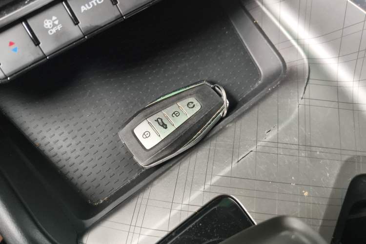 Used Geely Auto Preface 2021 2.0TD Luxury Version
