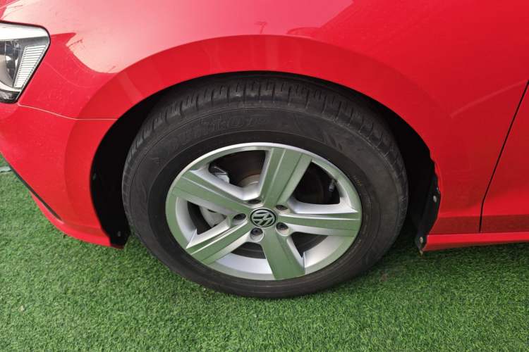 Used Volkswagen Lamando 2019 230TSI DSG Fashion Edition China V Standard