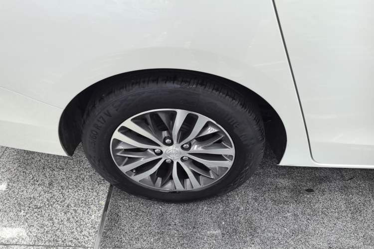 Used Buick GL8 2020 ES Land Cruiser 653T Luxury Edition